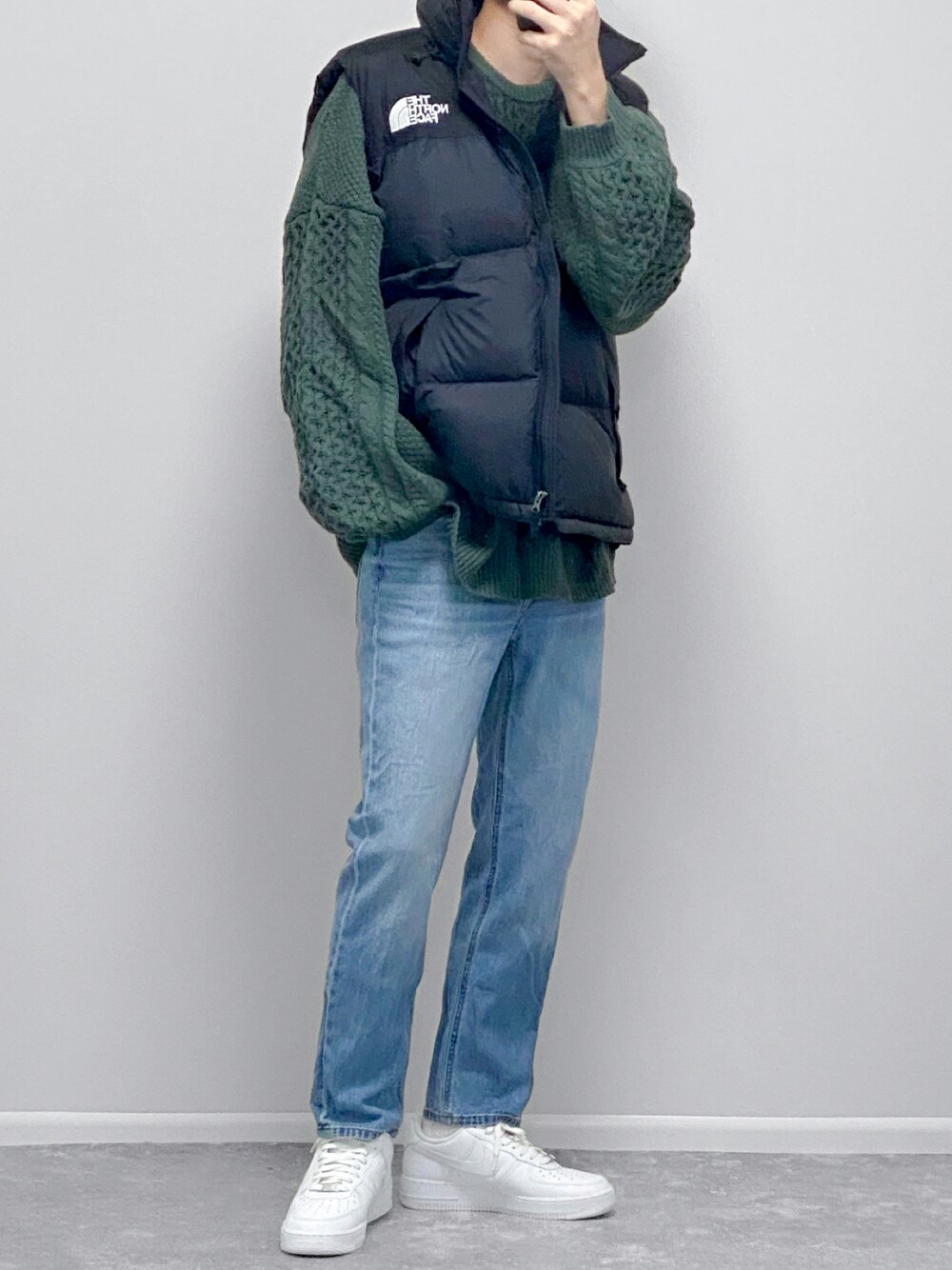 gaku｜THE NORTH FACEのダウンベストを使ったコーディネート - WEAR