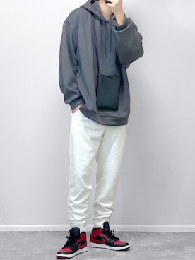 「エアジョーダン」｜「アイテム（その他）」を使った、gakuさん（メンズ・173cm）の秋コーディネート