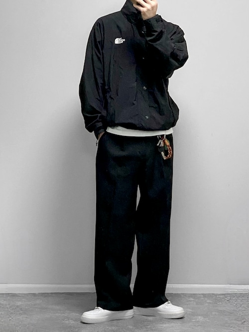 「NIKE(ナイキ)のナイキ エア フォース 1 '07 メンズシューズ / Nike Air Force 1 '07 Men's Shoes CW2288-111 White(スニーカー)」を使った、gakuさん(メンズ・173cm)の秋コーディネート