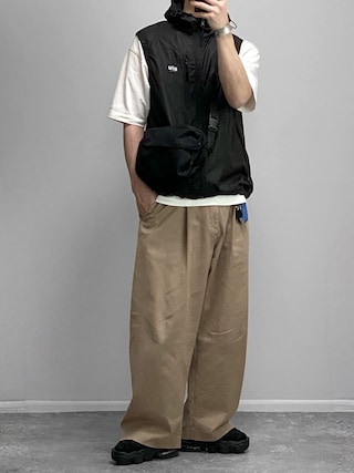 「空調服(クウチョウフク)の【KiU×空調服(R)】スターターキット(アウトドアグッズ)」を使った、gakuさん(メンズ・173cm)の春コーディネート