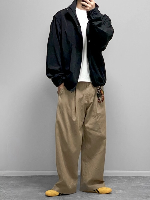 「WYM LIDNM(ウィム バイ リドム)のHARD GABA LOOSE FIT TROUSERS(その他パンツ)」を使った、gakuさん(メンズ・173cm)の秋コーディネート