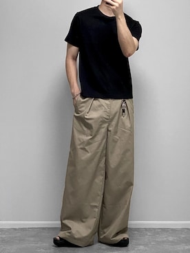 「黒Tシャツ」｜gakuさん（メンズ・173cm）の秋コーディネート