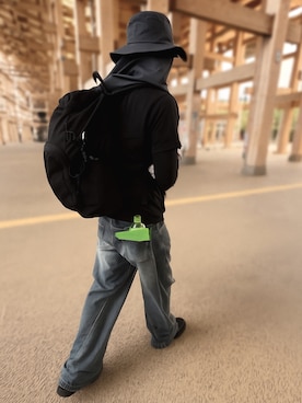 「アイテム（PC・スマホグッズ/家電）」を使った、gakuさん（メンズ・173cm）の秋コーディネート