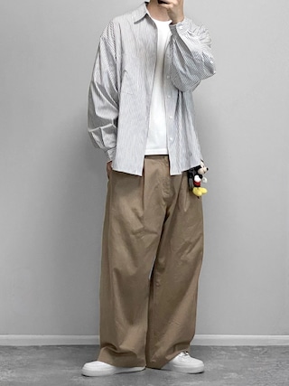 「SINSS（シンス）のLoose fit stripe shirt / ルーズフィットストライプシャツ（シャツ/ブラウス）」を使った、gakuさん（メンズ・173cm）の秋コーディネート