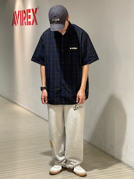 「AVIREX（アヴィレックス）のアイテム（スウェットパンツ）」を使った、Kenichiさん（メンズ・177cm）の春コーディネート