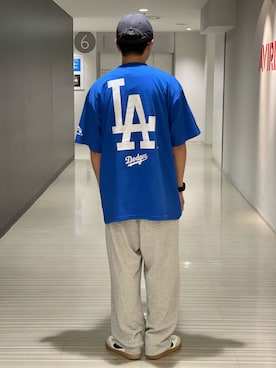 「AVIREX（アヴィレックス）のアイテム（スウェットパンツ）」を使った、Kenichiさん（メンズ・177cm）の春コーディネート