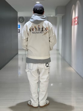 「ペインターパンツ」｜「アイテム（ミリタリージャケット）」を使った、Kenichiさん（メンズ・177cm）の冬コーディネート