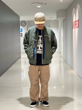 「ストリートファッション」｜「アイテム（MA-1）」を使った、Kenichiさん（メンズ・177cm）の秋コーディネート