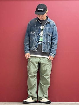 「AVIREX（アヴィレックス）のアイテム（デニムジャケット）」を使った、Kenichiさん（メンズ・177cm）の秋コーディネート