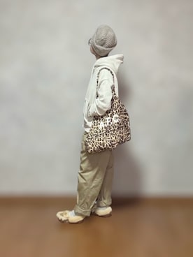 「YAECA（ヤエカ）のアイテム」を使った、なお なお。さん（レディース・159cm）の冬コーディネート