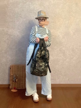 「ジャーマントレーナー」｜「アイテム（オールインワン・サロペット）」を使った、なお なお。さん（レディース・159cm）の春コーディネート