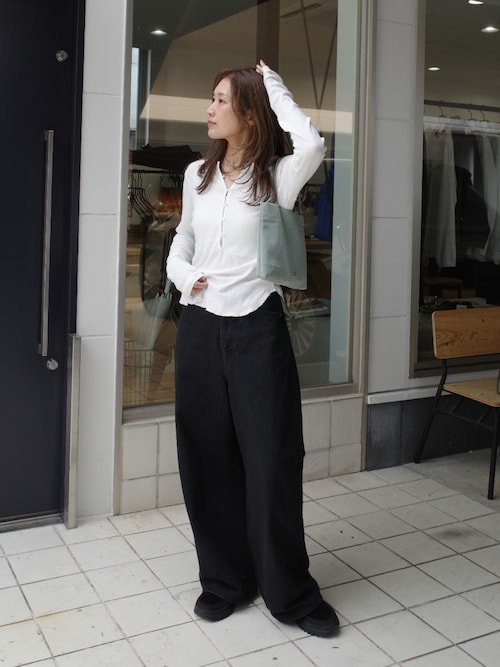「CANAL JEAN(キャナルジーン)のHARING フライスヘンリーロングTシャツ(Tシャツ/カットソー)」を使った、yanさん(レディース・160cm)の秋コーディネート
