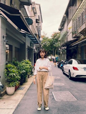 「no brand（ノーブランド）のアイテム（シャツ/ブラウス、ホワイト系）」を使った、Joycee changさん（レディース・166cm）の夏コーディネート