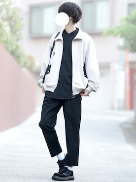 「FENDI（フェンディ）のアイテム」を使った、とっしーさん（メンズ・184cm）の秋コーディネート