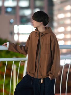 「DOOPZ（ドープス）のアイテム（マウンテンパーカー）」を使った、とっしーさん（メンズ・184cm）の秋コーディネート