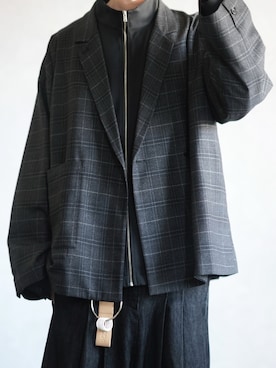 「アイテム（キーケース/キーアクセサリー、イエロー系）」を使った、とっしーさん（メンズ・184cm）の冬コーディネート