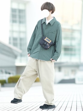 「my beautiful landlet（マイビューティフルランドレット）のアイテム（パンツ）」を使った、とっしーさん（メンズ・184cm）の冬コーディネート