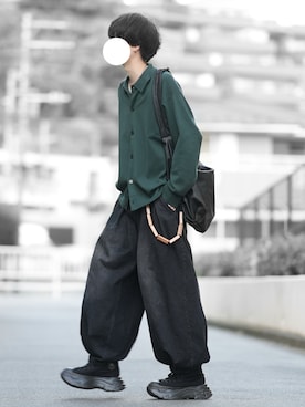 「アイテム（カーディガン/ボレロ）」を使った、とっしーさん（メンズ・184cm）の秋コーディネート