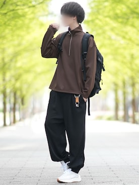 「DOOPZ（ドープス）のアイテム（スウェット）」を使った、とっしーさん（メンズ・184cm）の春コーディネート