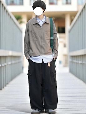 「アイテム（キーケース/キーアクセサリー）」を使った、とっしーさん（メンズ・184cm）の秋コーディネート
