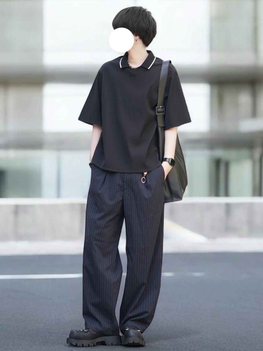 「最近のいい感じコーデ、キレイめカジュアル、オトナカジュアル、シンプルコーデ、大人カジュアル、夏服、ポロシャツ、GUコーデ、ZARA、プチプラ、ローファー、Tシャツコーデ」｜「ZARAのアイテム（Tシャツ/カットソー、ブラック系）」を使った、とっしーさん（メンズ・184cm）の春コーディネートの1枚目の写真