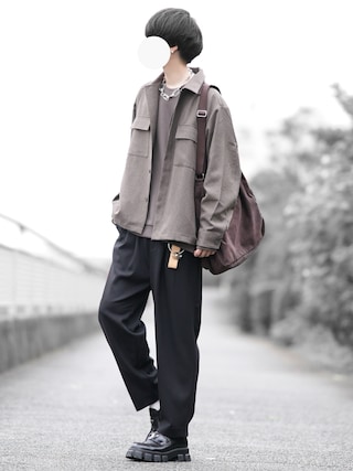 「DOOPZ(ドープス)のHyper Fine Tapered Slacks - ハイパーファインテーパードスラックス(セットアップ可能)(スラックス)」を使った、とっしーさん(メンズ・184cm)の秋コーディネート