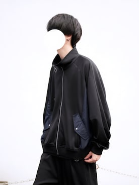 「DOOPZ（ドープス）のアイテム（ジャージ）」を使った、とっしーさん（メンズ・184cm）の秋コーディネート