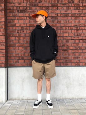 「Gramicci（グラミチ）のアイテム（帽子）」を使った、鈴木　義人さん（メンズ・174cm）の秋コーディネート
