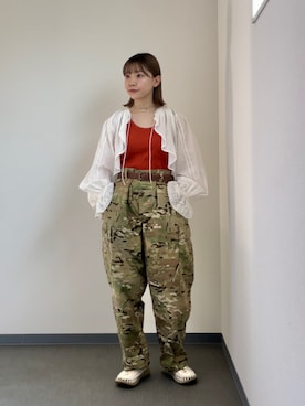 「カモフラパンツ」｜「アイテム（その他）」を使った、澪（ﾚｲ）さん（レディース・153cm）の春コーディネート