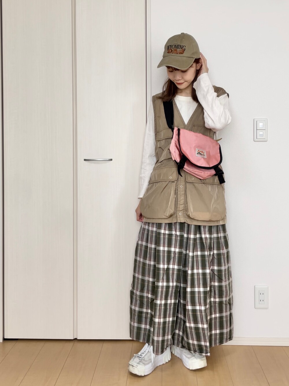 BEAMS BOY / ナイロン C-1 ロングベストを使った人気