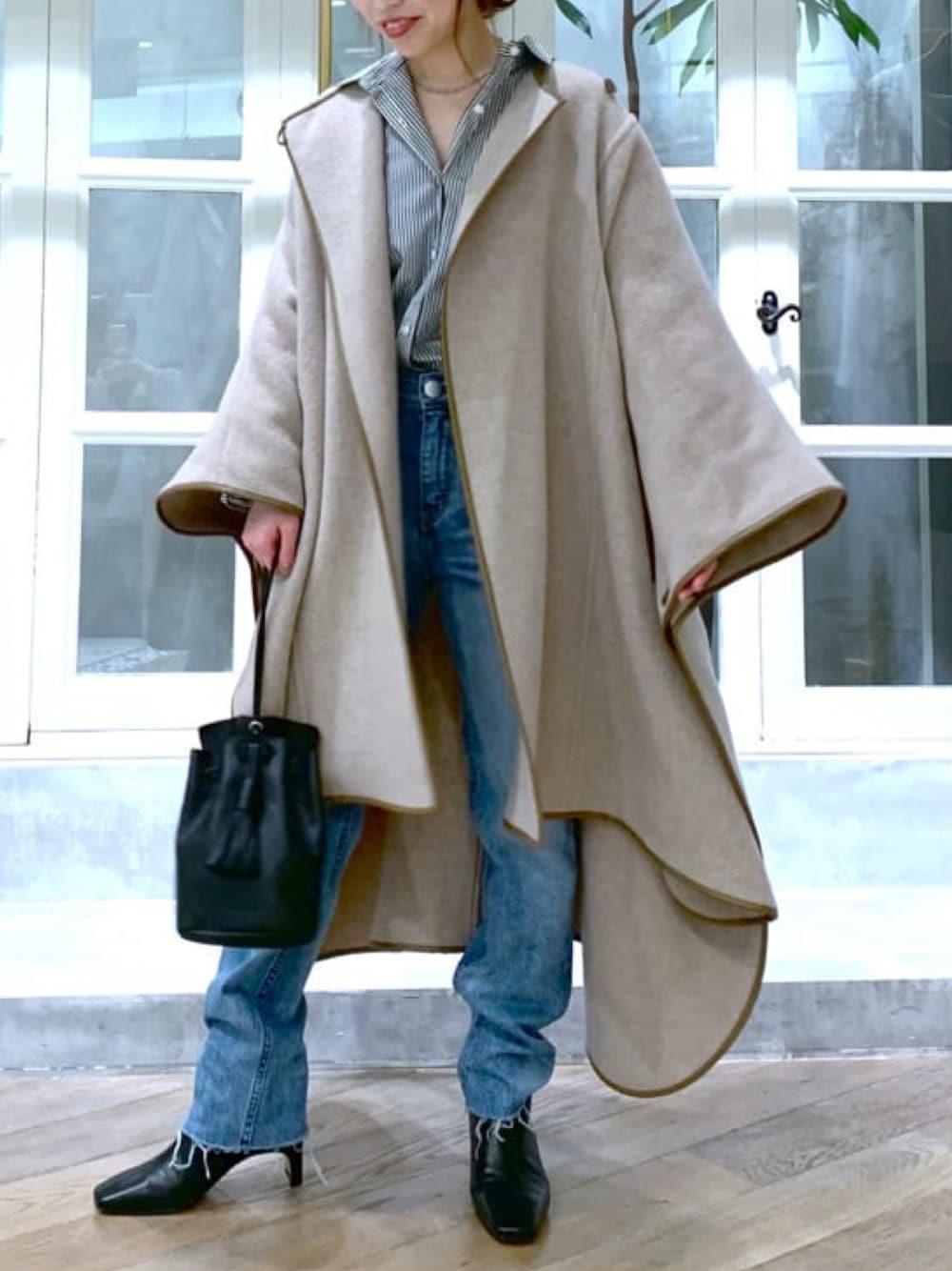 BABYLONE / MANTECOポンチョコートを使った人気ファッション