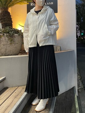 Moncler モンクレール のナイロンジャケットを使ったレディース人気ファッションコーディネート Wear
