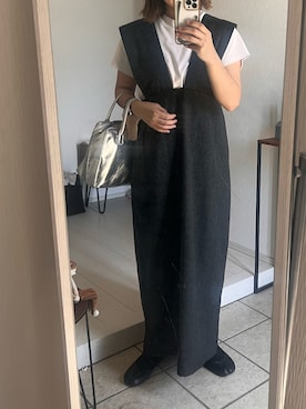 「select MOCA（セレクトモカ）の2022 AW ツイードジャンパーロングスカート（ジャンパースカート、ブラック系）」を使った、Rさん（レディース・160cm）の秋コーディネート