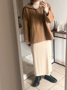 「yuw（ユウ）のアイテム（スウェット、ベージュ系）」を使った、Rさん（レディース・160cm）の秋コーディネート