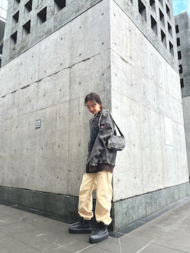 「DIESEL（ディーゼル）のアイテム（カーゴパンツ）」を使った、manateeさん（レディース・158cm）の冬コーディネート