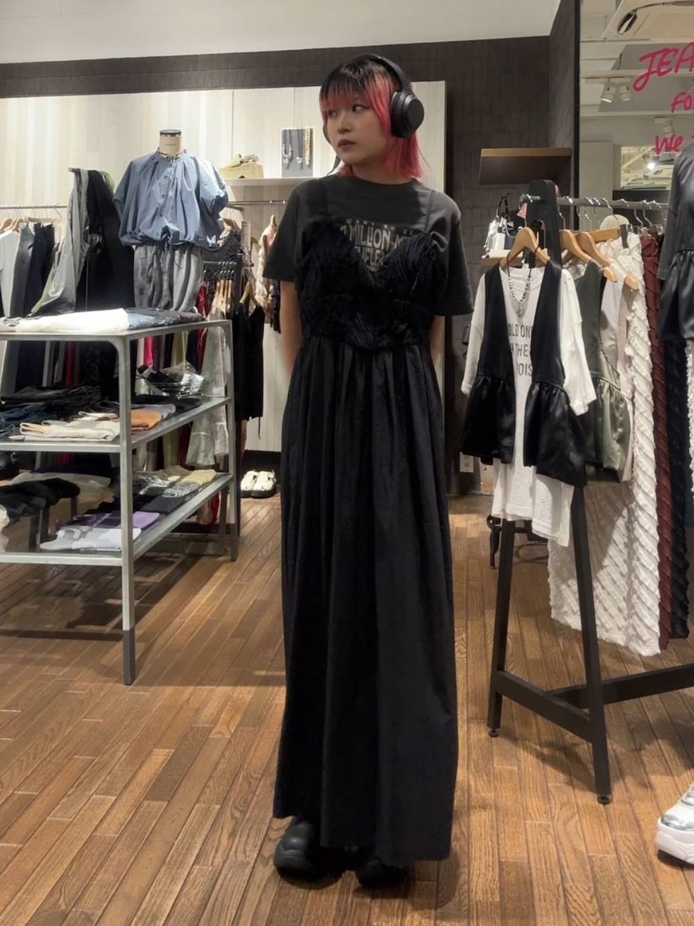「JEANASIS、ワントーン、低身長」｜「JEANASISのラバーチェルシーブーツ/114214（ブーツ、ブラック系）」を使った、ミサ(JEANASiS)さん（レディース・155cm）の春コーディネートの1枚目の写真