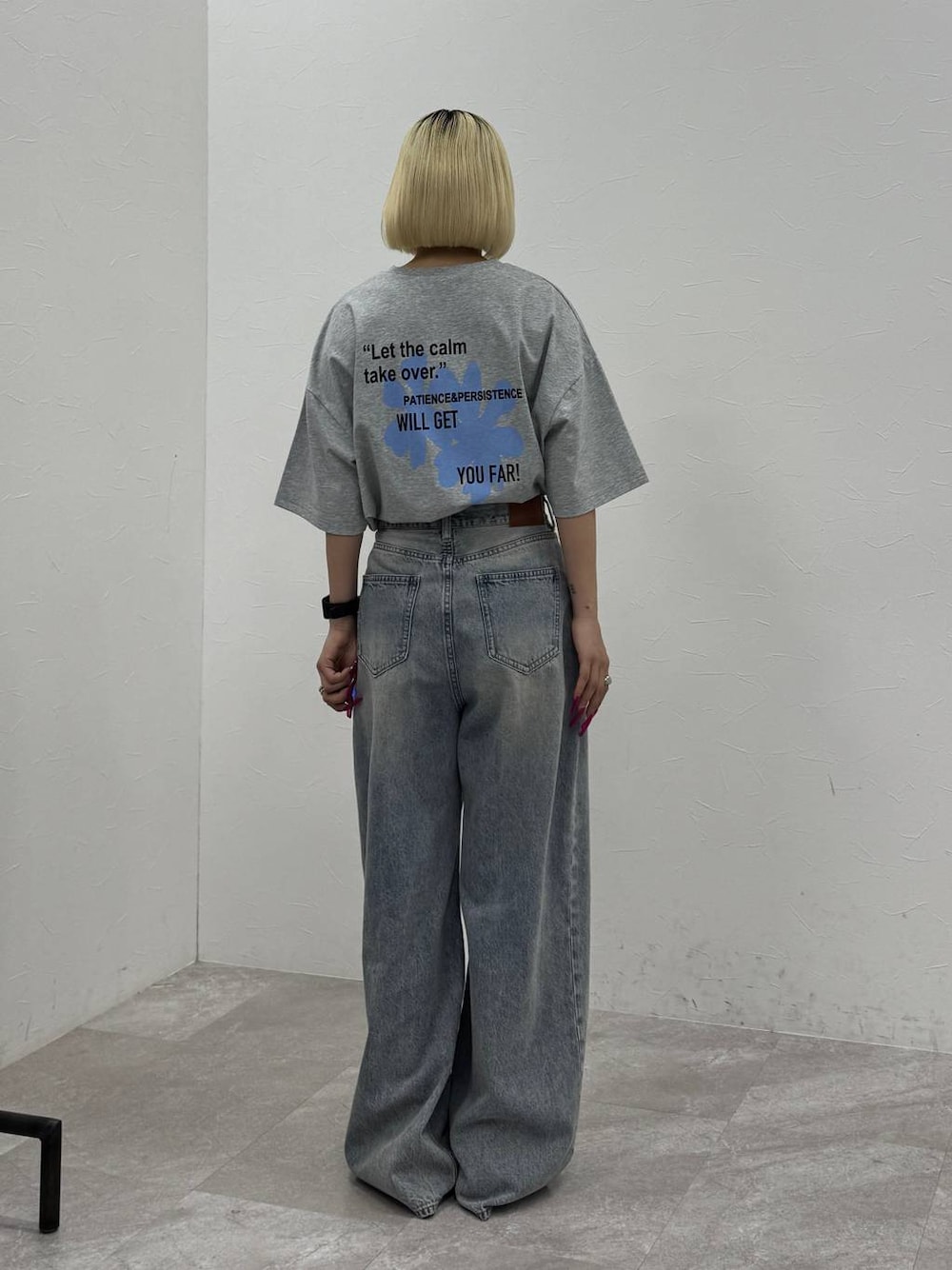 「低身長、JEANASIS」｜「JEANASISのカラータックデニムワイドパンツ/322713（デニムパンツ、ブルー系）」を使った、ミサ(JEANASiS)さん（レディース・155cm）の春コーディネートの1枚目の写真
