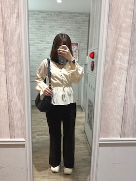 「fifth（フィフス）のアイテム（シャツ/ブラウス）」を使った、Akariさん（レディース・148cm）の秋コーディネート