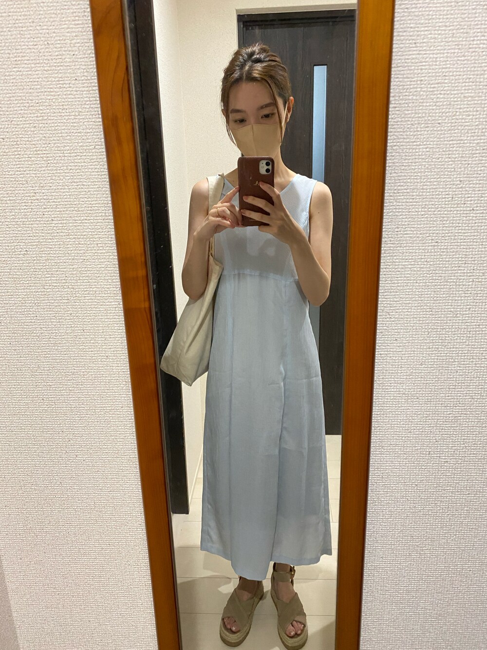 「夏コーデ、夏、オトナカジュアル、リラックススタイル、大人カジュアル、今日のコーデ、キレイめ、プチプラ、ワンピースコーデ、厚底サンダル、ootd」｜「ZARAのアイテム（サンダル、ベージュ系）」を使った、ayaさん（レディース・164cm）の夏コーディネートの1枚目の写真