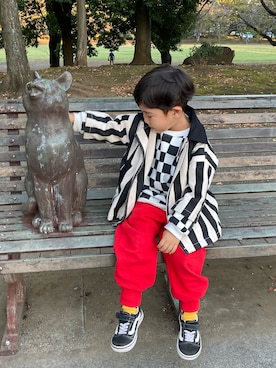 「アイテム（スウェットパンツ、レッド系）」を使った、ゆうくんさん（キッズ・100cm）の秋コーディネート