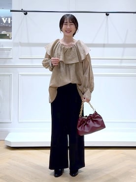 「アイテム（バレッタ/ヘアクリップ）」を使った、なかみさん（レディース・154cm）の秋コーディネート