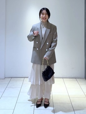 「アイテム（バレッタ/ヘアクリップ）」を使った、なかみさん（レディース・154cm）の春コーディネート