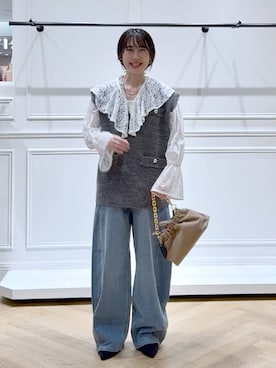 「アイテム（バレッタ/ヘアクリップ、ゴールド系）」を使った、なかみさん（レディース・154cm）の秋コーディネート