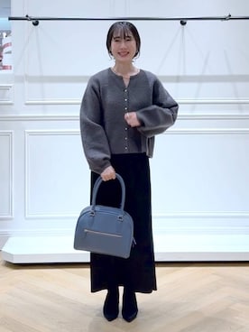「アイテム（バレッタ/ヘアクリップ、ゴールド系）」を使った、なかみさん（レディース・154cm）の秋コーディネート