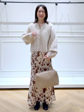 「アイテム（ボストンバッグ、ベージュ系）」を使った、なかみさん（レディース・154cm）の秋コーディネート