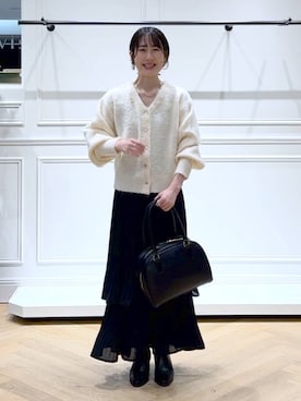 「アイテム（バレッタ/ヘアクリップ、ゴールド系）」を使った、なかみさん（レディース・154cm）の秋コーディネート