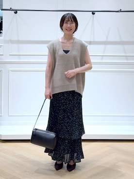 「アイテム（バングル/リストバンド）」を使った、なかみさん（レディース・154cm）の秋コーディネート