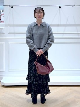 「アイテム（バレッタ/ヘアクリップ、ゴールド系）」を使った、なかみさん（レディース・154cm）の秋コーディネート