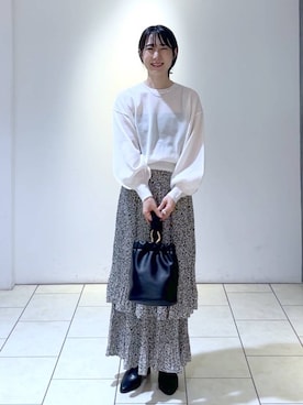 「A part by（アパートバイ）のアイテム（イヤリング）」を使った、なかみさん（レディース・154cm）の秋コーディネート