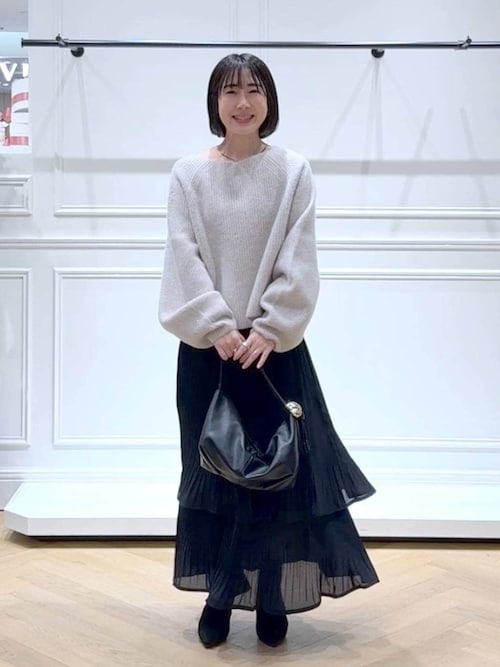 前後2WAY】フォックスカシミヤウールラメVネックプルオーバー（ニット